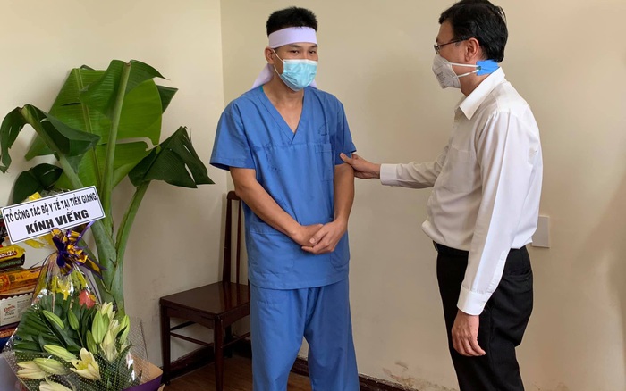 Điều dưỡng đang chống dịch Covid-19 tại Tiền Giang không thể về chịu tang cha