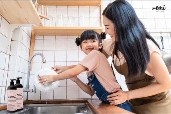 Nữ CEO ứng dụng công nghệ vi sinh giúp chị em vệ sinh nhà cửa an toàn  - Ảnh 1.