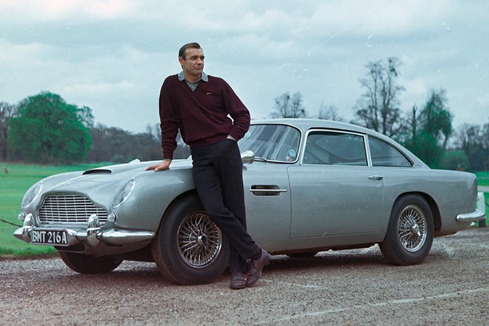 Điểm lại những siêu xe kinh điển từng xuất hiện trong phim James Bond - Ảnh 1.
