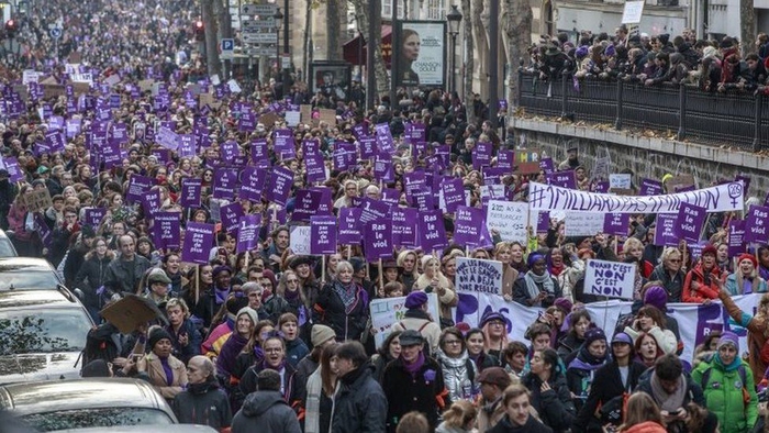 Phụ nữ Pháp kêu gọi chính phủ ngăn chặn bạo lực giới - Ảnh 1.