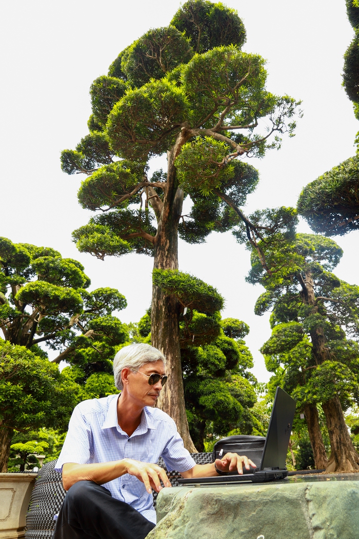 Ngắm vườn tùng la hán lớn bậc nhất Việt Nam của hot Tiktoker “gã đầu bạc&quot;  - Ảnh 3.