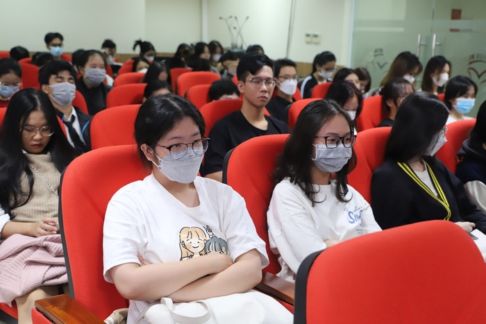 Hoc viện Phụ nữ Việt Nam: Hơn 30 gian hàng tại Ngày hội việc làm 2022 - Ảnh 2.