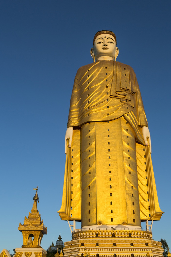 Tượng Phật lớn bậc nhất Đông Nam Á: Việt Nam có 2 pho cao bằng nhau, tương đương tòa nhà 20 tầng - Ảnh 2.