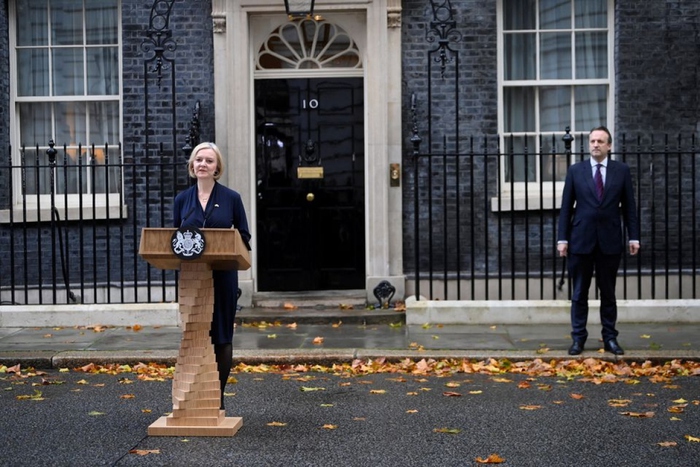 Thủ tướng Anh Liz Truss thông báo từ chức sau 6 tuần tại vị - Ảnh 1.