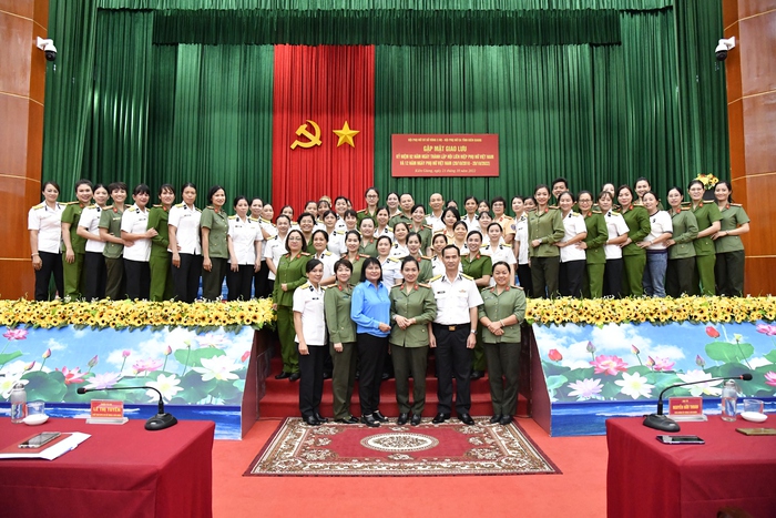 Giao lưu, chia sẻ kinh nghiệm công tác Hội giữa phụ nữ Vùng 5 Hải quân và phụ nữ Công an tỉnh Kiên Giang  - Ảnh 2.