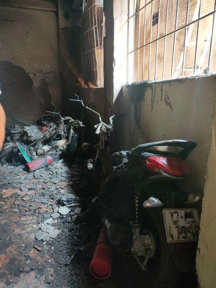 Vụ cháy chung cư mini ở Hà Nội: Ám ảnh những tiếng gào khóc cầu cứu - Ảnh 8.