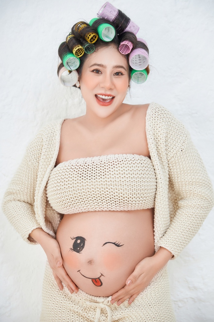 Hồ Bích Trâm khoe nhan sắc khi mang bầu 7 tháng, tiết lộ thay đổi cơ thể vì tăng 16kg  - Ảnh 1.