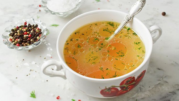 9 thực phẩm và đồ uống giúp làm dịu các triệu chứng cảm cúm - Ảnh 1.