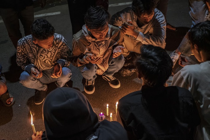 Vụ giẫm đạp ở SVĐ Indonesia: Những câu chuyện thương tâm về các nạn nhân - Ảnh 6.