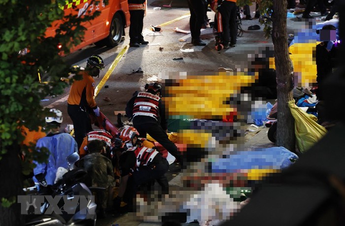 Vụ giẫm đạp kinh hoàng ở Seoul: Ít nhất 146 người đã thiệt mạng - Ảnh 2.