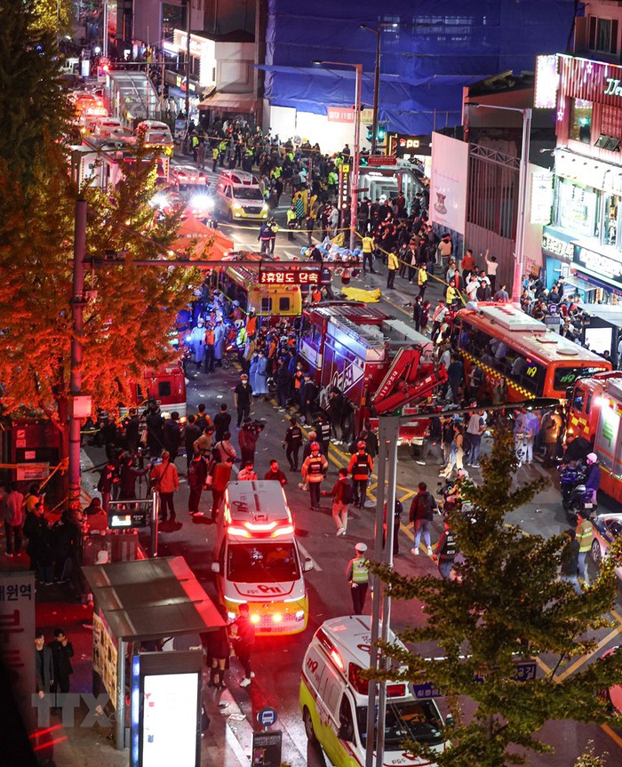 Vụ giẫm đạp kinh hoàng ở Seoul: Ít nhất 146 người đã thiệt mạng - Ảnh 3.