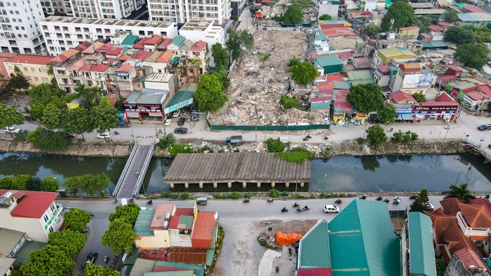 Hà Nội: Cầu L3 bắc qua sông Lừ bị &quot;lãng quên&quot;, gần 10 năm chưa thành hình  - Ảnh 2.