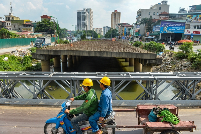 Hà Nội: Cầu L3 bắc qua sông Lừ bị &quot;lãng quên&quot;, gần 10 năm chưa thành hình  - Ảnh 5.