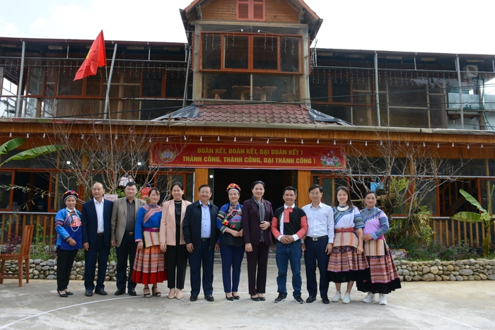 Chủ tich Hội LHPN Việt Nam dự Ngày hội Đại đoàn kết tại Lùng Phình (Lào Cai) - Ảnh 2.