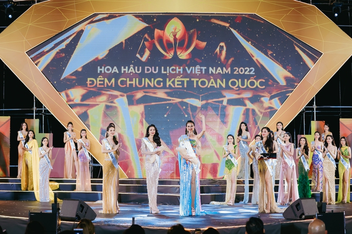 MC 22 tuổi đăng quang Hoa hậu Du lịch Việt Nam 2022 - Ảnh 2.
