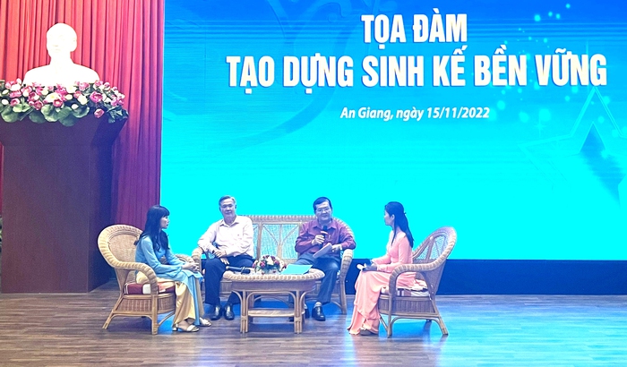 Hội LHPN Việt Nam tổ chức chương trình truyền thông về giảm nghèo đa chiều năm 2022 tại An Giang - Ảnh 3.