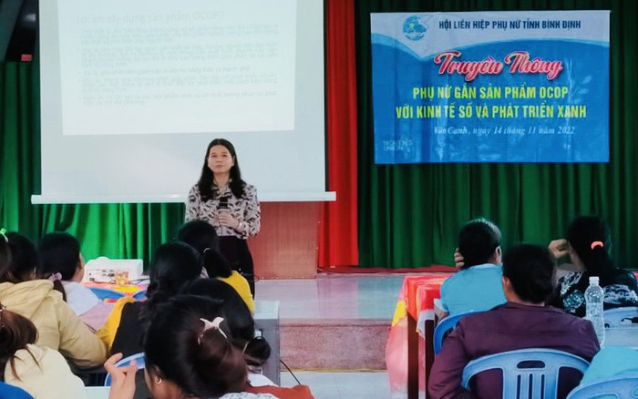 Hội LHPN Bình Định: Truyền thông "Phụ nữ gắn sản phẩm OCOP với kinh tế số và phát triển xanh"