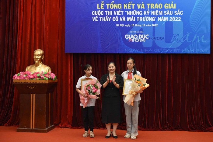 Trao giải Cuộc thi viết Những kỷ niệm sâu sắc về thầy cô và mái trường năm 2022 - Ảnh 4.