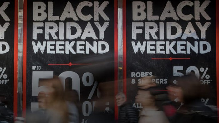 Black Friday vốn chẳng liên quan gì đến mua sắm, nhưng sao lại trở thành dịp khuyến mãi 'bùng nổ' nhất trong năm? - Ảnh 1.
