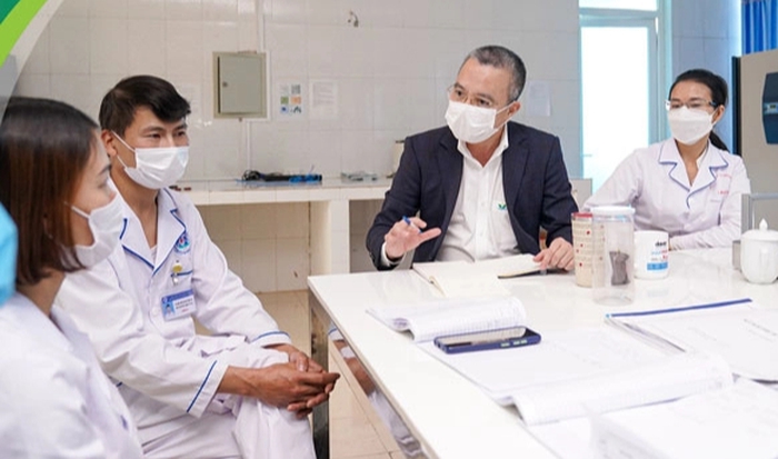 Nâng cao chất lượng khám, chữa bệnh cho hệ thống y tế ở Sơn La và Lai Châu - Ảnh 2.