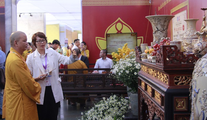Hàng ngàn đại biểu về dự Đại hội Đại biểu Phật giáo toàn quốc lần thứ XI và công bố kỷ lục Việt Nam về đồ gốm tâm linh - Ảnh 7.