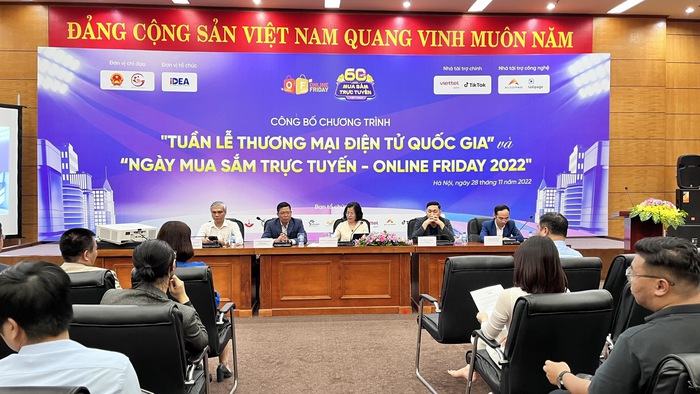 &quot;Mùa mua sắm trực tuyến đặc biệt&quot; tôn vinh hàng Việt trên các nền tảng số - Ảnh 1.