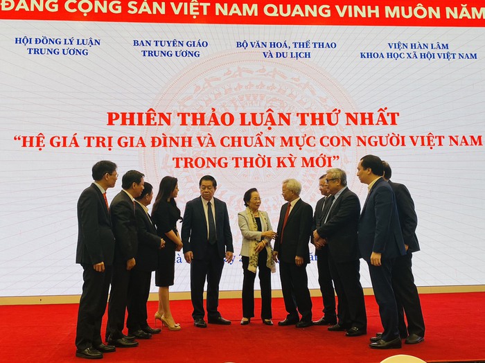 Hệ giá trị Việt Nam: Phát huy sức mạnh của cả hệ thống chính trị, nền văn hóa và con người Việt Nam - Ảnh 1.
