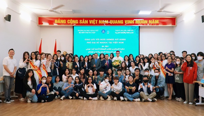 Ngành học ngoại ngữ cực hiếm tại Việt Nam: Vô vàn thách thức nhưng rộng mở cơ hội việc làm - Ảnh 2.