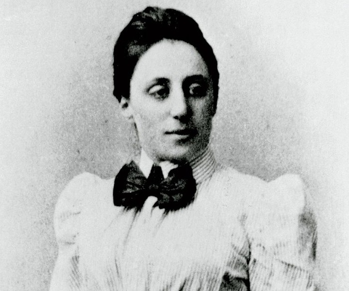 Emmy Noether: Người phụ nữ đã phát triển một trong những định lý đẹp nhất trong vật lý - Ảnh 1.