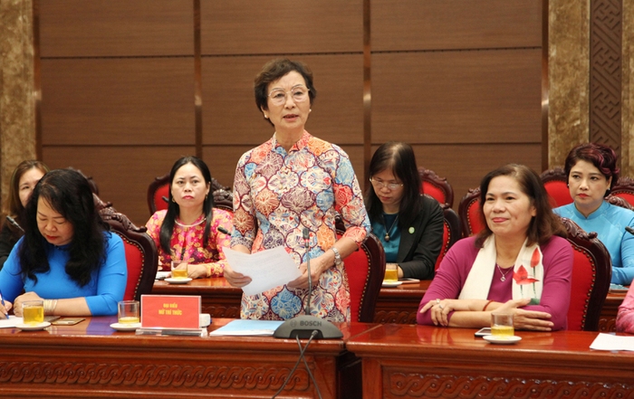 Đối thoại với Bí thư Hà Nội, nữ công nhân đề xuất xây thêm nhà thu nhập thấp và nhà trẻ - Ảnh 1.