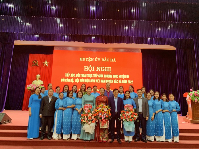 Huyện Bắc Hà, Lào Cai: Công tác phụ nữ và bình đẳng giới đạt được nhiều kết quả quan trọng - Ảnh 1.
