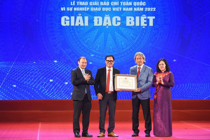 Giải báo chí toàn quốc “Vì sự nghiệp giáo dục Việt Nam 2022” - sân chơi bổ ích cho các nhà báo trẻ - Ảnh 1.