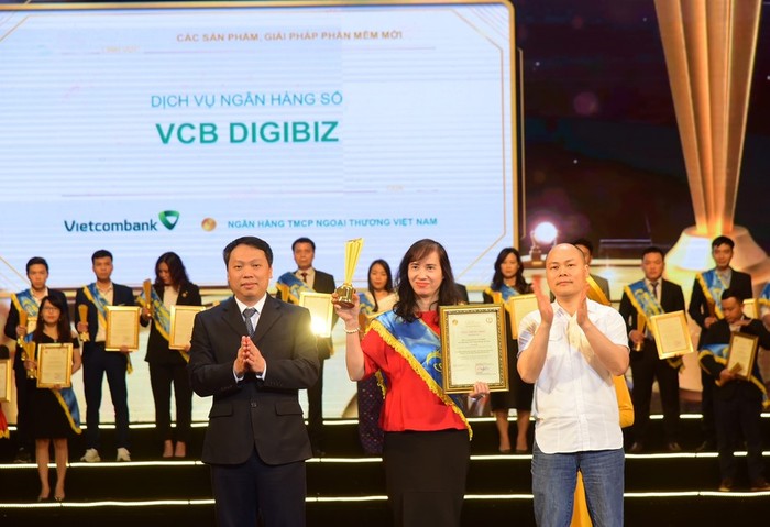 Vietcombank nâng cao trải nghiệm ngân hàng số cho người tiêu dùng Việt - Ảnh 1.