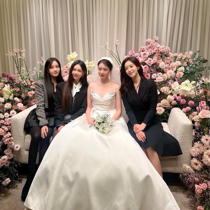 Công ty lên tiếng về lý do Soyeon không đến dự đám cưới Jiyeon (T-ara) - Ảnh 1.