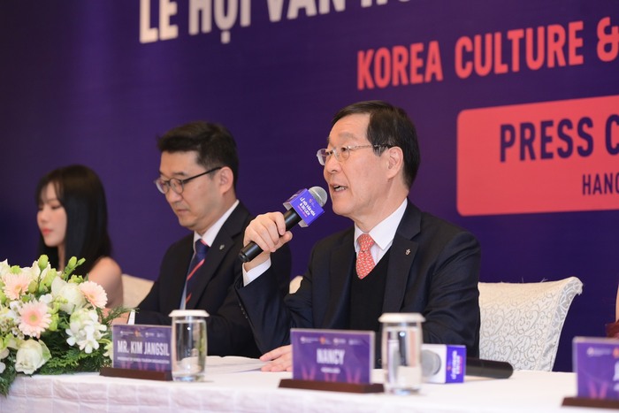 Tổng cục Du lịch Hàn Quốc gợi ý du khách Việt tham quan Nhà Xanh - Ảnh 1.