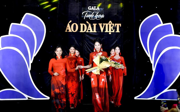 Gala Tinh hoa Áo dài Việt 2022: Truyền cảm hứng về tình yêu, lòng tự hào dân tộc