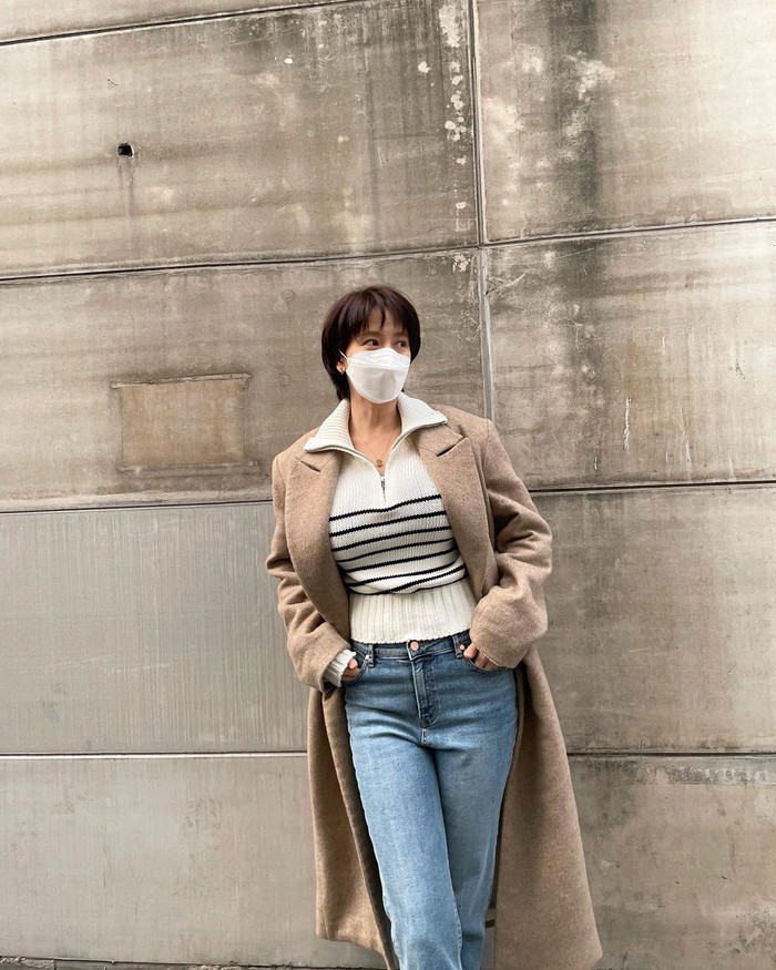 Phong cách thời trang trẻ trung của 'mợ ngố' Song Ji Hyo ở tuổi 41 - Ảnh 5.