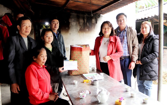Trao học bổng Mottainai cho 5 trẻ mồ côi tỉnh Thanh Hoá - Ảnh 3.