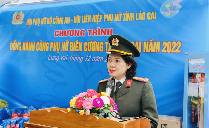 Hội phụ nữ Bộ Công an đồng hành cùng phụ nữ biên cương ở Lào Cai - Ảnh 1.
