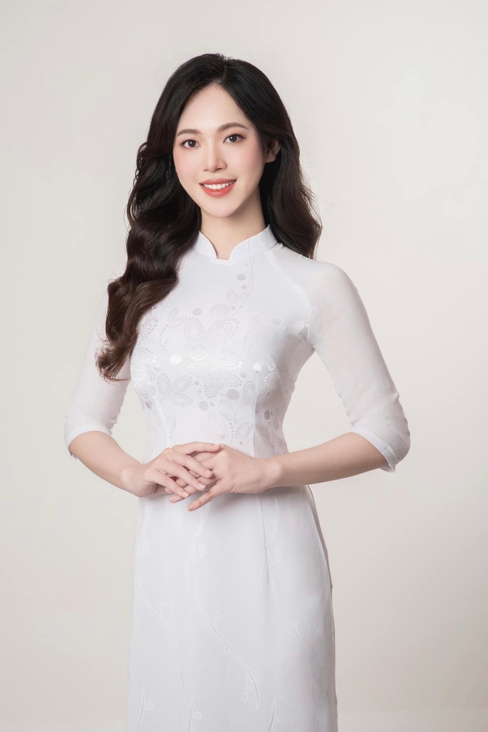 Ảnh đời thường của top 3 Hoa hậu Việt Nam: Tân Hoa hậu gây sốt vì vẻ dễ thương  - Ảnh 5.