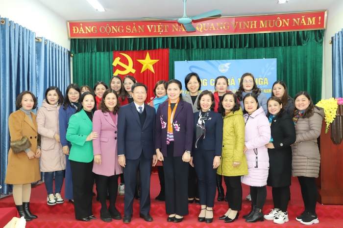 Chủ tịch Hội LHPN Việt Nam thăm và làm việc tại tỉnh Bắc Kạn - Ảnh 11.