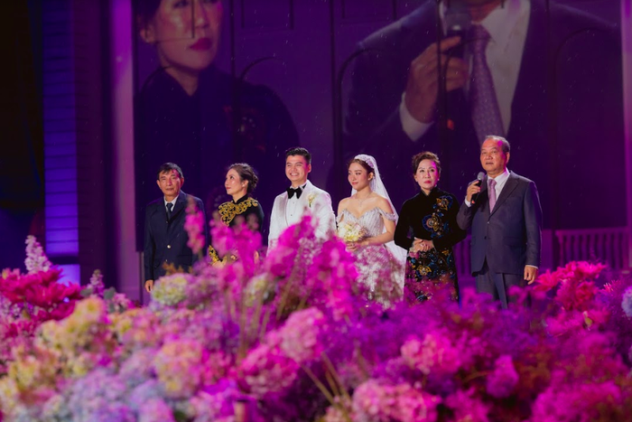 Choáng ngợp với hôn lễ khủng tốn nhiều triệu đô tại Kiên Giang, mời đạo diễn lễ khai mạc SEA Games &quot;cầm trịch&quot; - Ảnh 7.