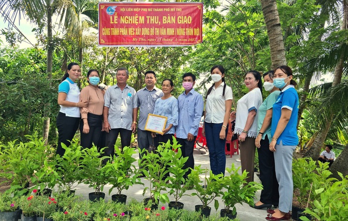 Tiền Giang: Phụ nữ là nhân tố tích cực góp phần xây dựng nông thôn mới  - Ảnh 1.