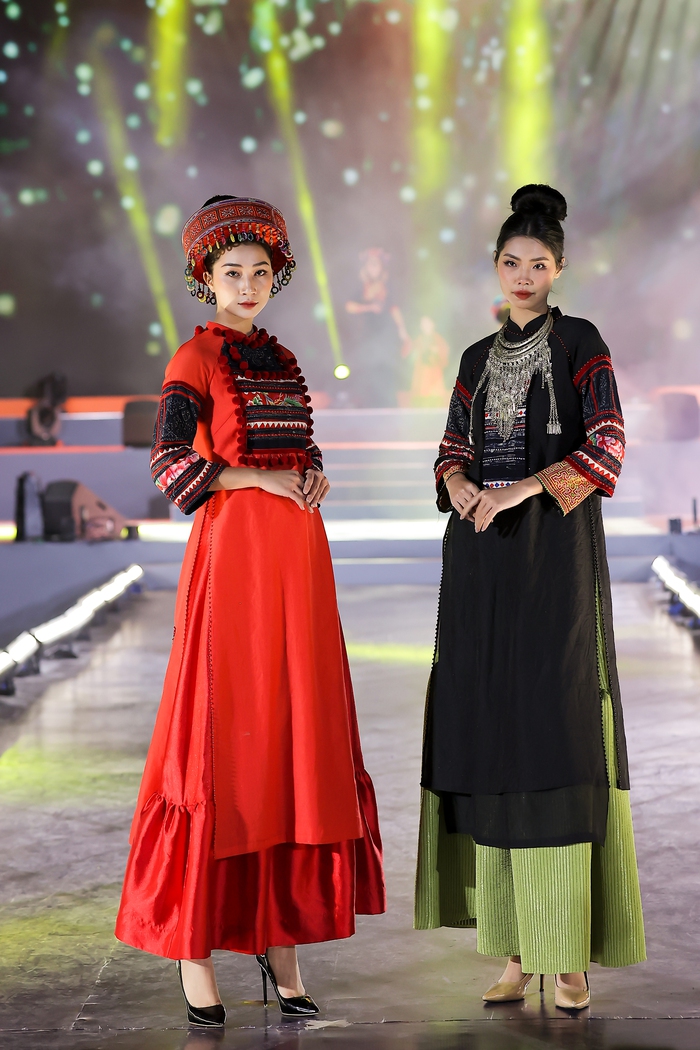 Diễn viên Thanh Hương lần đầu cùng con gái trình diễn áo dài thổ cẩm - Ảnh 8.