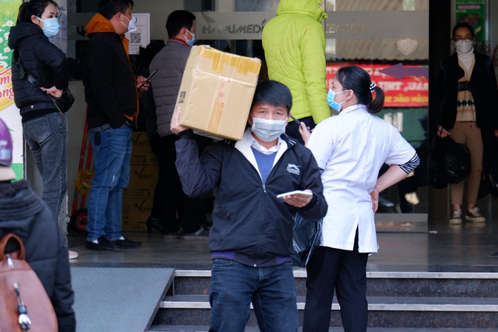 F0 tại Hà Nội tăng chóng mặt: Người dân kêu trời vì giá kit test nhanh  - Ảnh 4.