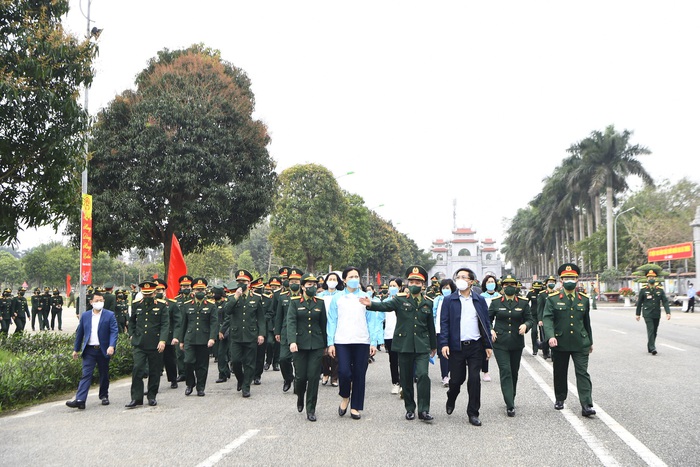 Hội LHPN Việt Nam: Phát động trồng 130.000 cây xanh góp phần phủ xanh nhiều vùng miền cả nước  - Ảnh 6.