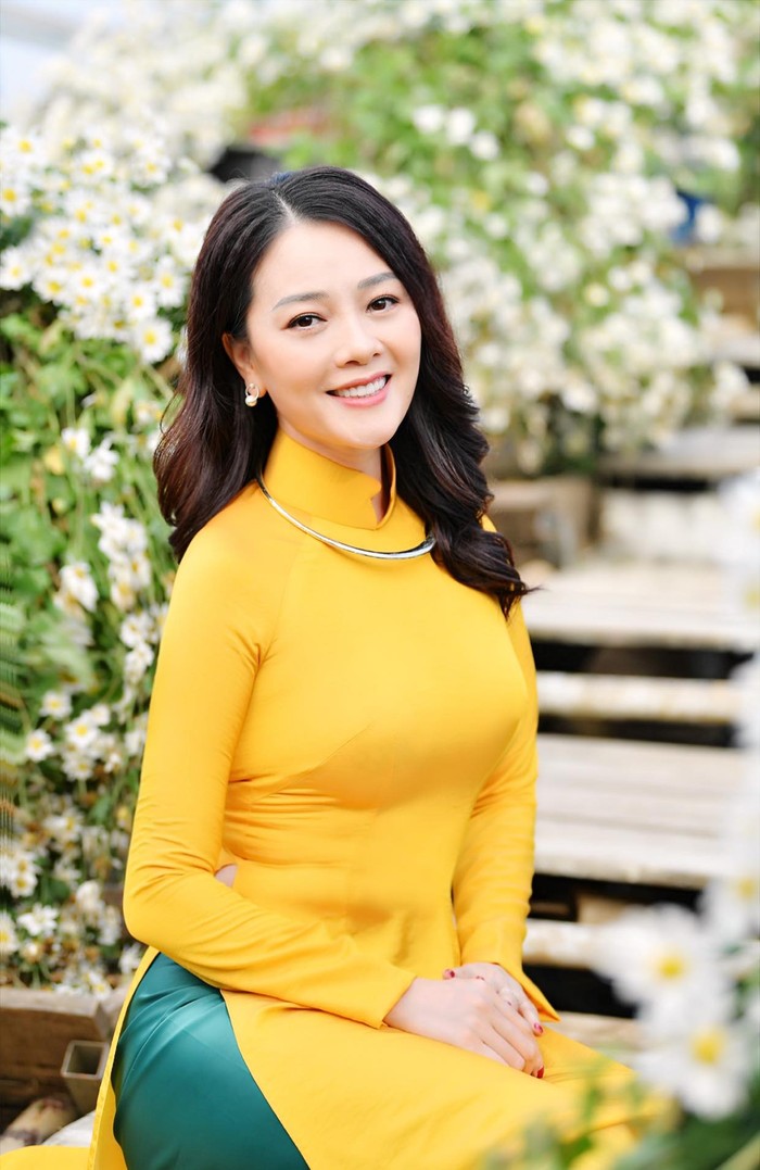 Hoa hậu Quý bà Việt Nam Hoàng Thị Yến