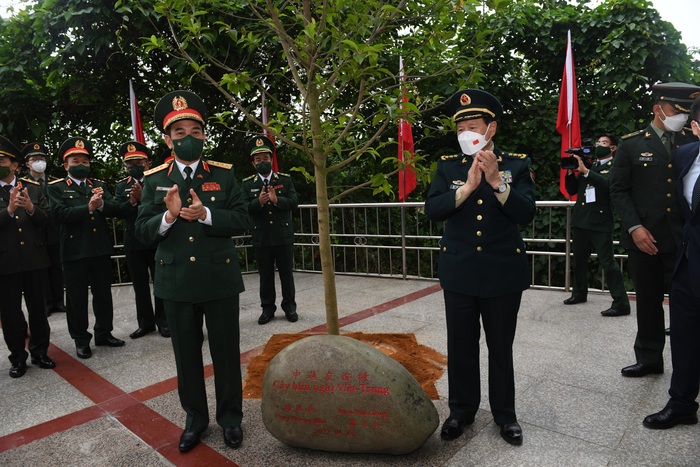 Giao lưu hữu nghị Quốc phòng biên giới Việt Nam - Trung Quốc lần thứ 7 - Ảnh 2.