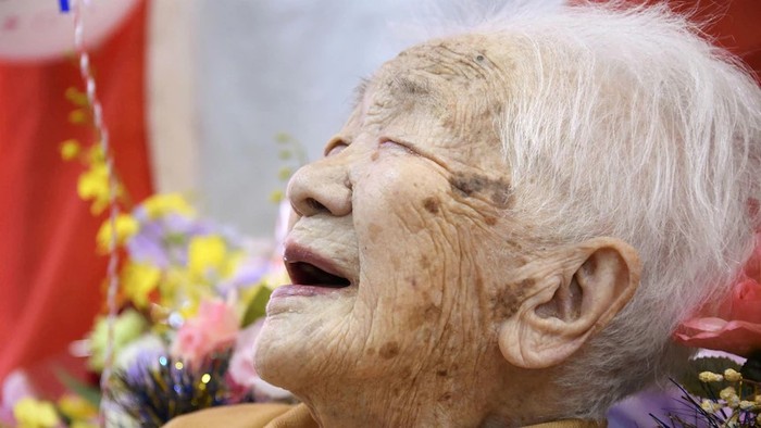 Bà Kane Tanaka, người cao tuổi nhất thế giới, qua đời  ở tuổi 119 - Ảnh 2.