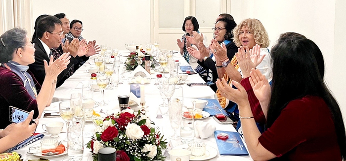 Phụ nữ Việt Nam - Venezuela trao đổi kinh nghiệm, hợp tác cùng phát triển - Ảnh 1.